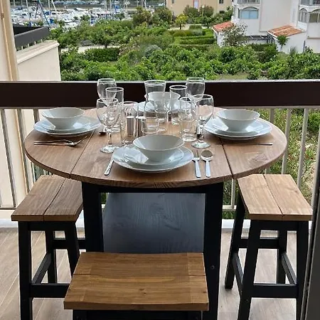 Belle Vue Apartment *